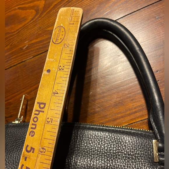 Michael Kors | Hudson Black Pebbled Leather Satchel - Picture 3 of 14